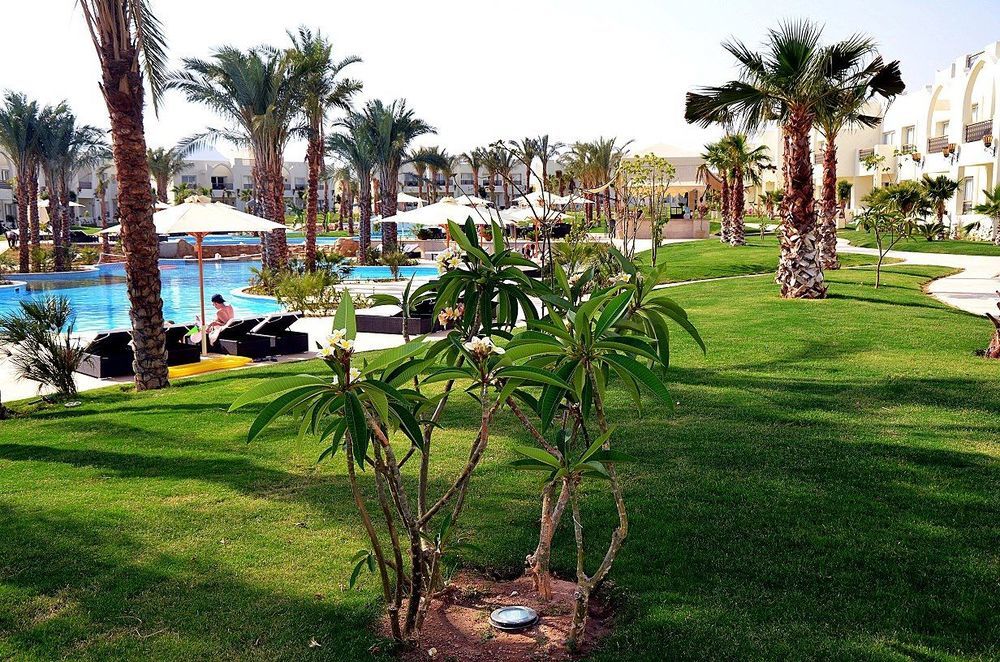Le Royal Holiday Resort Aqua Park Sharm-el-Sheikh Buitenkant foto