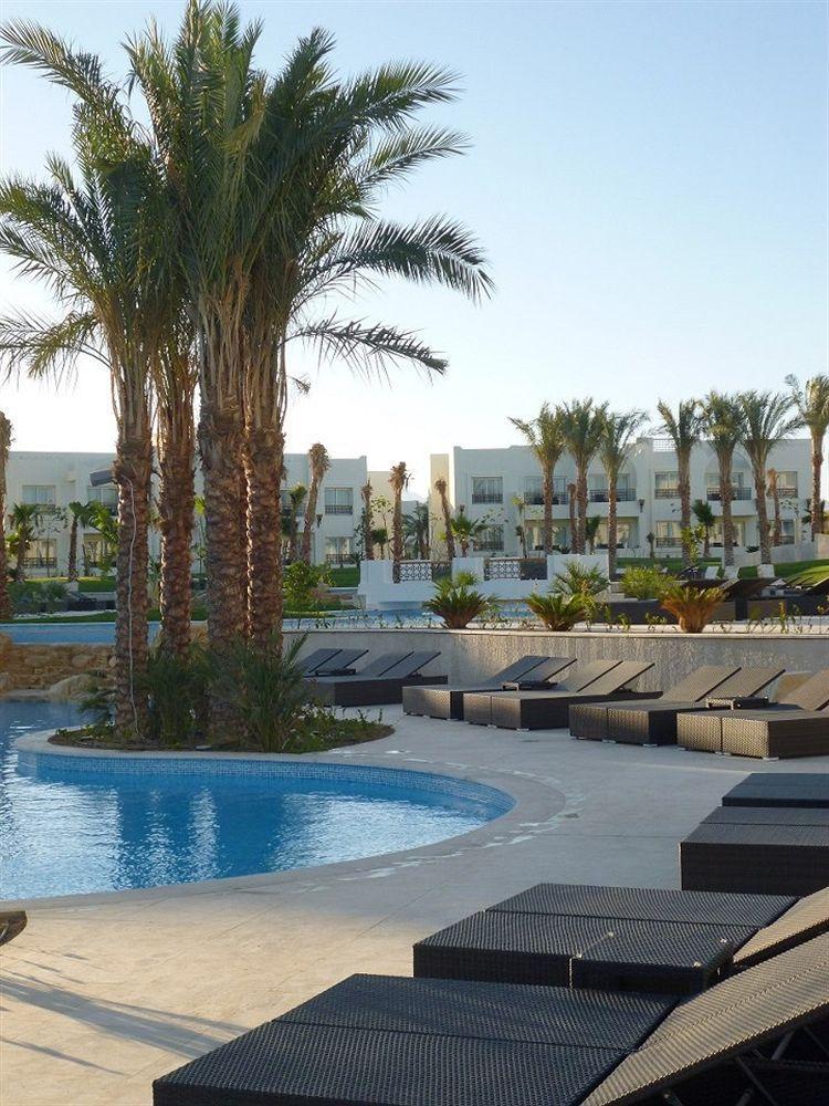 Le Royal Holiday Resort Aqua Park Sharm-el-Sheikh Buitenkant foto