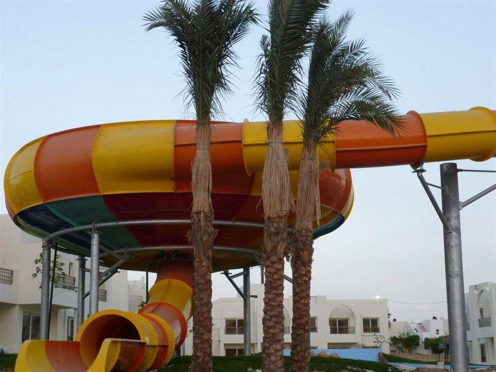 Le Royal Holiday Resort Aqua Park Sharm-el-Sheikh Buitenkant foto